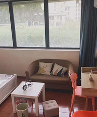 学院路地铁口枫华府第朝南独卫带阳台出租,超大房间