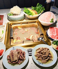 99元搶撈鵝池火鍋套餐,沖著這大鵝去打卡