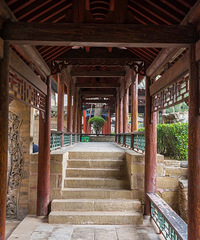 ����½��һ���γ��Ե�������󣬱���Ϊ���й�������