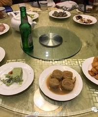 3000塊一桌就吃這?一群百萬大V把知名餐廳“噴”上熱搜