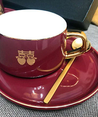 ���ÿ��Ļ���Ա�������ɫ��̫����