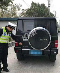 浙江男子花2万,将30万北京汽车改装成百万奔驰,结果?