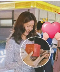 27岁章泽天近照曝光,皮肤白皙笑容甜美,“奶茶妹妹”风采依旧