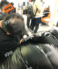 坐地铁被大叔“揩油”, 我汗毛都竖起来了