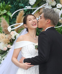 5566许孟哲迎娶名模,送奢华钻戒表爱意