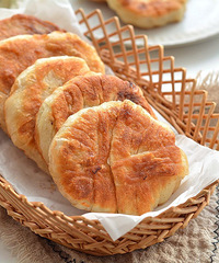 ţ���ֱ�����������Ƥ�ִ࣬�������ۣ�