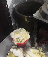 杭州大媽600斤大白菜被偷!找到時已被腌成了酸菜.....
