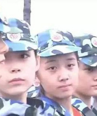 景甜闞清子和鄭爽是同班同學,顏值碾壓鄭爽?