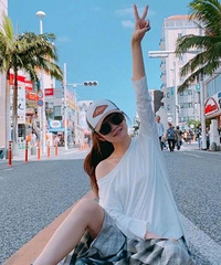 闊太排場!安以軒搭私人飛機與富豪老公團聚,送機隊伍堪比旅行團