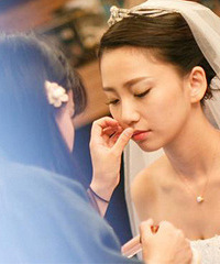 婚慶收我2580的跟妝費,結果是個學徒!