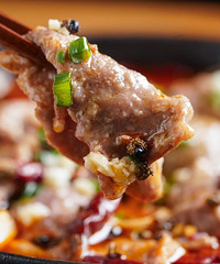 ţ���кܶ�Է������������ˮ��ţ��