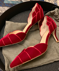 �����ʸе�˿�����ϻ�Ь����ֵ�൱����