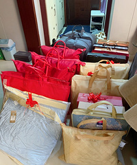 �����������׼���ļ�ױ���ӣ����������������Ц