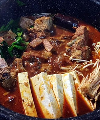 ��һ�����ͷ�������Ҹ���˭����