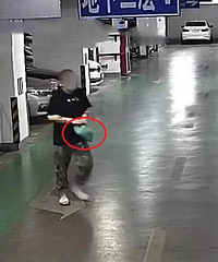 杭州女子地下车库看到这一幕,心里顿时一惊…