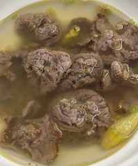 �ڼҸ���Ȫˮţ�⣬ѧ����ʡ�ö�Ǯ