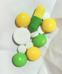 ���Ӹ�ð������ ��Ӧ�����ϳ�ҩ����Ӧ�ÿ�һ����