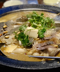 秘制魚頭鍋