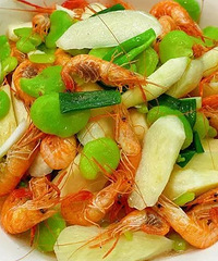 茭白蚕豆煮河虾,就爱这口原汁原味