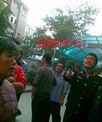 "婴儿发烧 南京市儿童医院医生不管致死亡-后续"