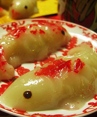 『LULU的新厨房』年菜系列·年夜饭不可缺少的点缀——鲤鱼年糕。