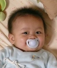 "专家解读,新生儿使用安抚奶嘴误区知多少?"