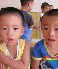 "新华实验幼托园竹竿巷园区小九班的宝宝们"