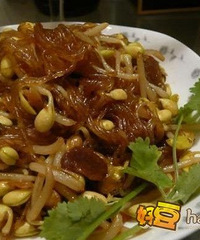 "宅女宅男必备——豆芽粉丝的做法"