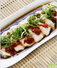 菜谱大全:双椒蒸豆腐的做法
