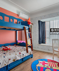 温馨休闲的美式风格,主人还是个巴萨球迷