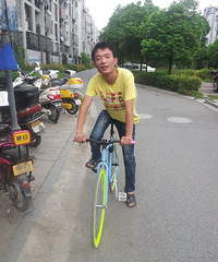 【4月相亲会】男25,宅男征婚