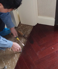 地板安装容易出瑕疵 用这方法可以维护