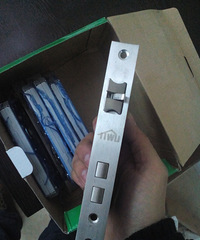 如何判断锁体是否通用 看我图文告诉你