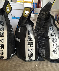 "晒晒家里自己刷的硅藻泥,技术不错哦"