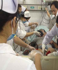 我家6名油漆工竟然中毒晕在地下室,劣质油漆害死人啊