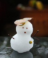 捏个雪人~~~~~~~~