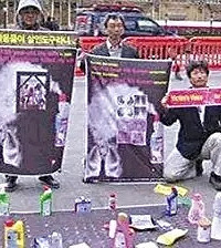 "韩国加湿器杀菌剂致死? 现在杭州一家又因为这个壶血铅超标"