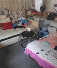 [�²�]ס���ⷿ�ö����ƾɼҾ�,��˭�޵ı��һ����᣿