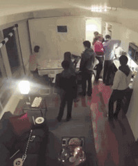 房价这么贵,我们该怎么办?