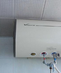 用电热水器还是燃气热水器?这样一算账才知选错了