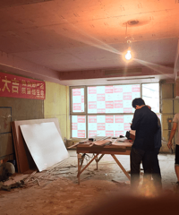 左青龙,右白虎,两大监理来相助