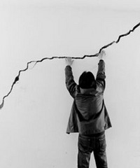 "墙面裂缝怎么处理?墙面裂缝处理方法"