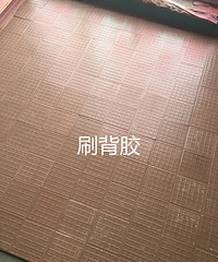 贴卫生间小砖