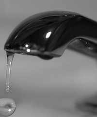 "水龙头漏水怎么办 水龙头漏水解决方法"