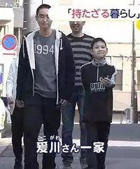 极简?第一次把贫穷听得那么美好