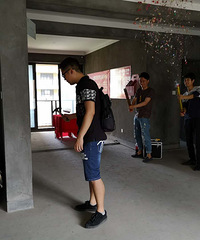 开发商留了个“大礼”,楼上备了份“薄礼”