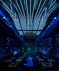 LIFE PARTY ROOM酒吧装修:打破次元的娱乐空间