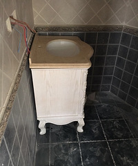 ������ԡ��ڷŲ��ԣ���ô���ܲ��ƻ�ˮ�ܴ�ש