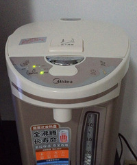 �ײ�һ����õ�С�ҵ� ��ʱ���Ժ���һ����ˮ