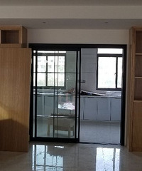 ��ɫ�����Ű���ȥ ����������һ����